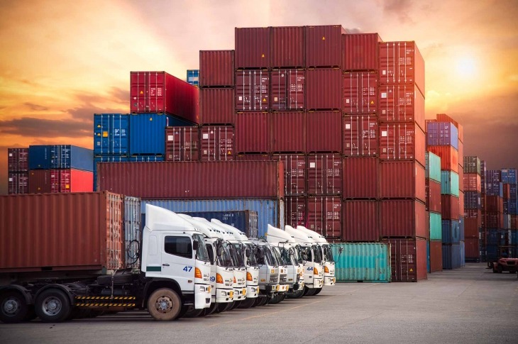 Is Amazon’s Decision to Build Independent Delivery Operation a Bold Move or a Mistake?